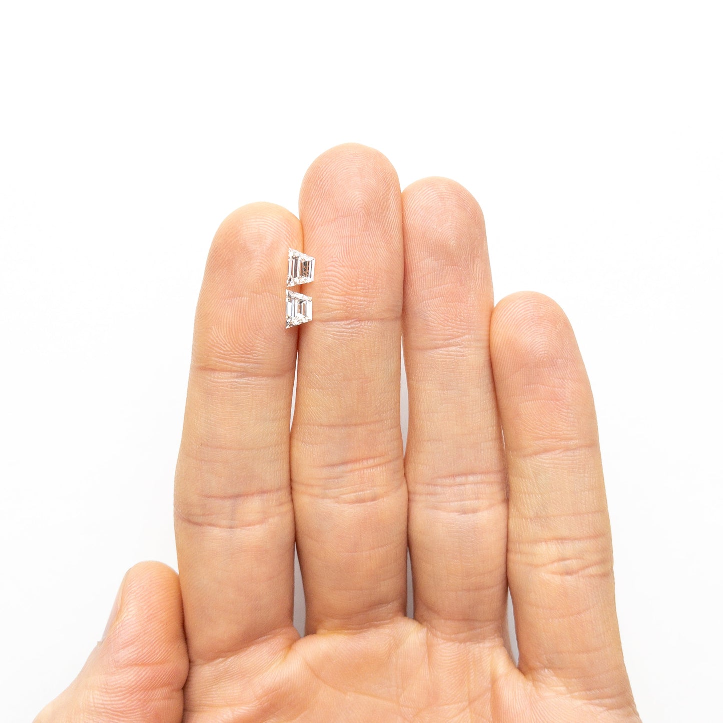 1.02cttw 2個 6.09x4.06x2.56mm 6.13x4.00x2.62mm VS1+ G 台形ステップカット マッチングペア 25533-01