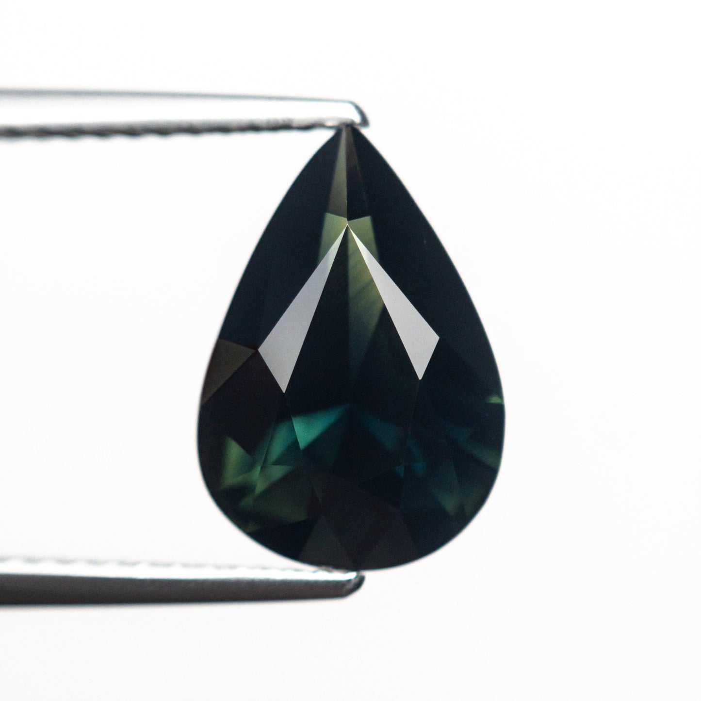 3.13ct 11.89x8.22x5.06mm ペア ブリリアント サファイア 25776-02