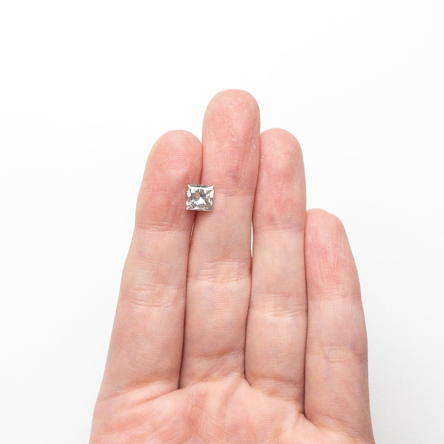 1.58ct 6.10x5.95x4.85mm プリンセスカット 25792-02