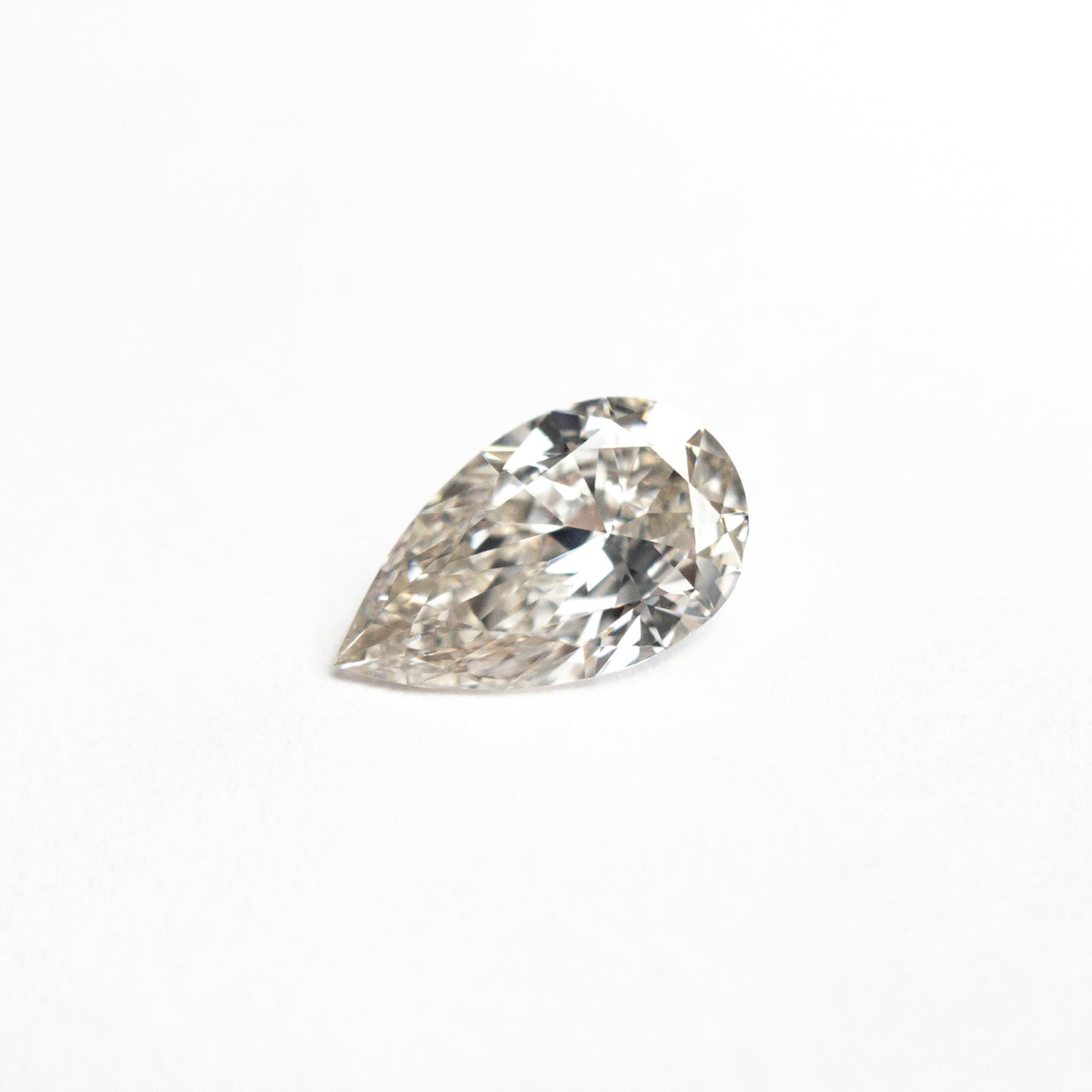 0.50ct 7.53x4.51x2.46mm VS1 L ペア ブリリアント 25794-03