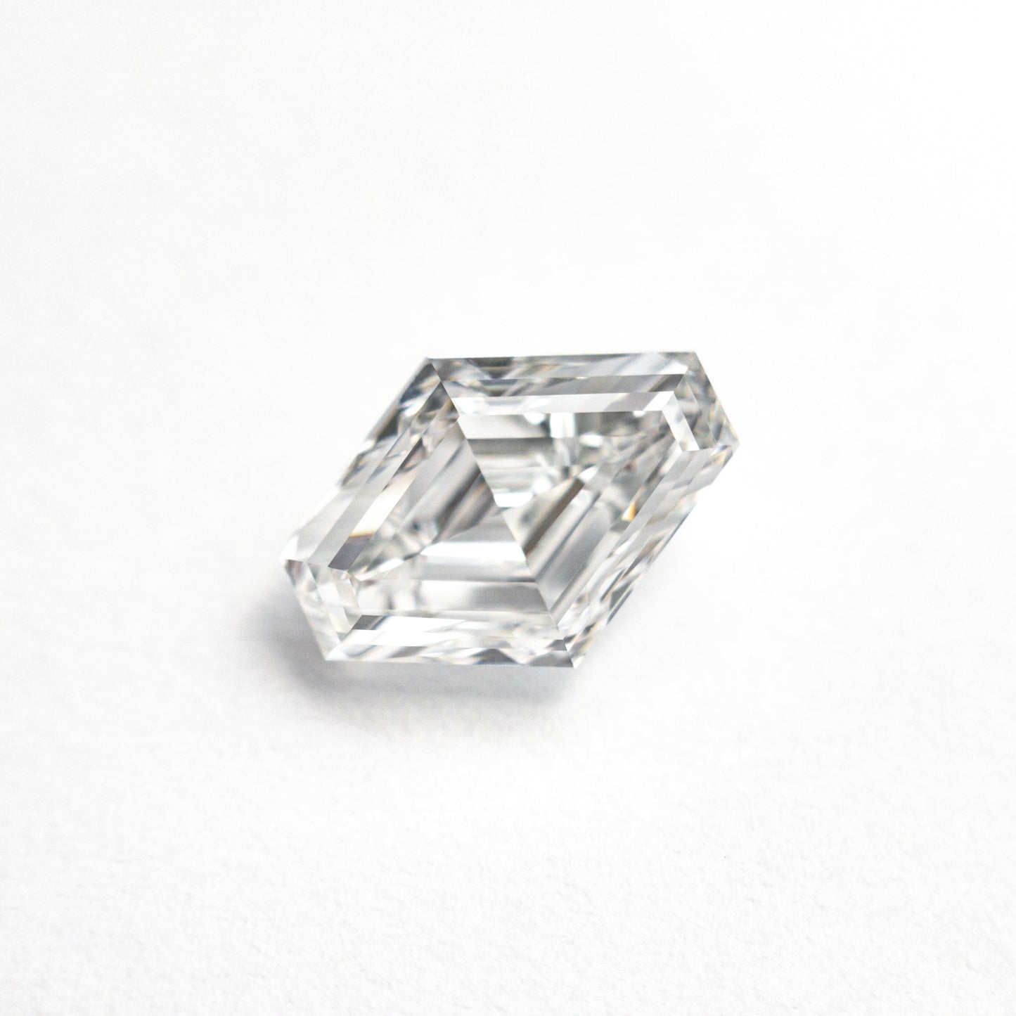 1.59ct 8.58x6.30x4.10mm GIA VS2 E ヘキサゴン ステップカット 25908-01