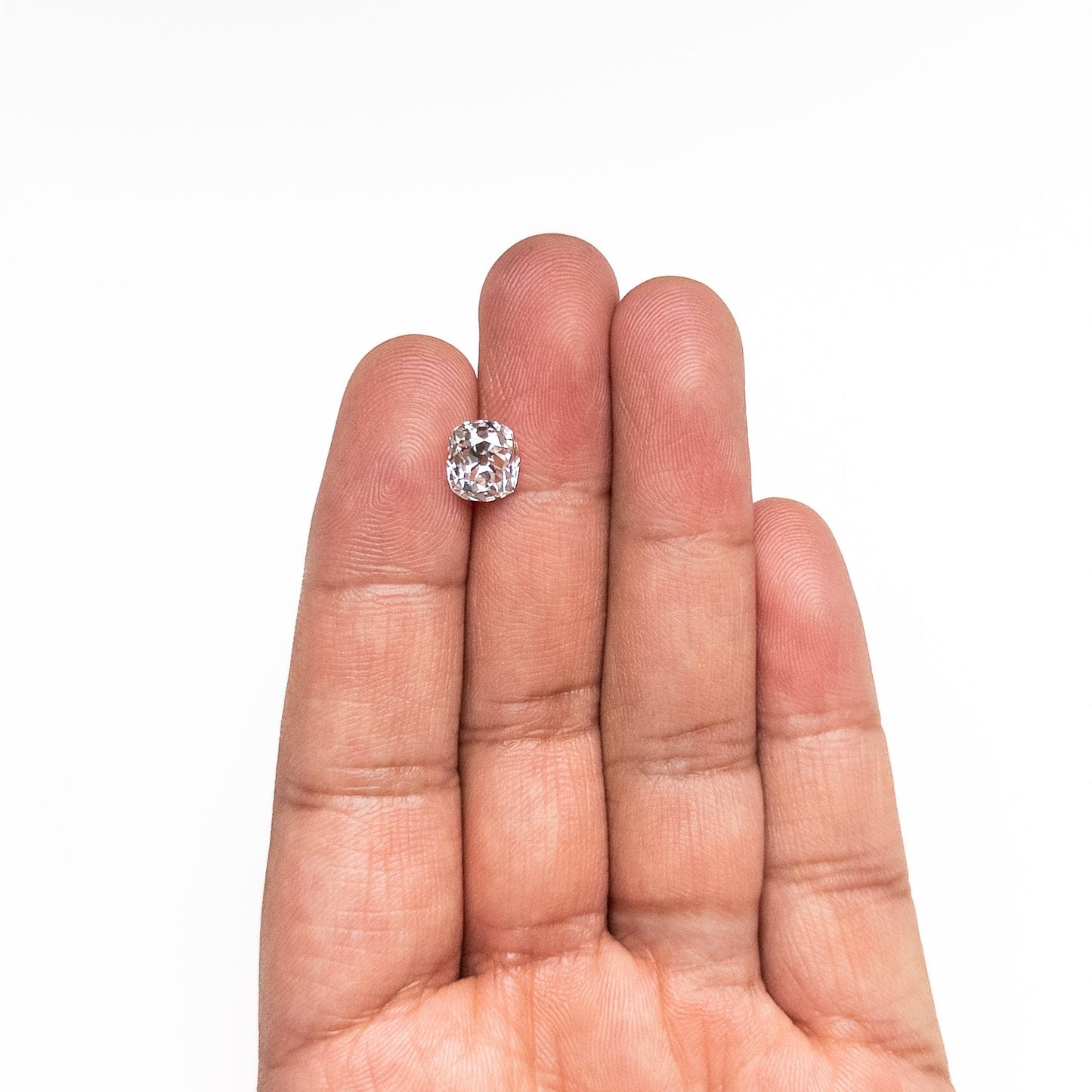 2.41カラット 8.29x7.46x5.29mm GIA SI2 H アンティーク オールドマインカット 26685-01