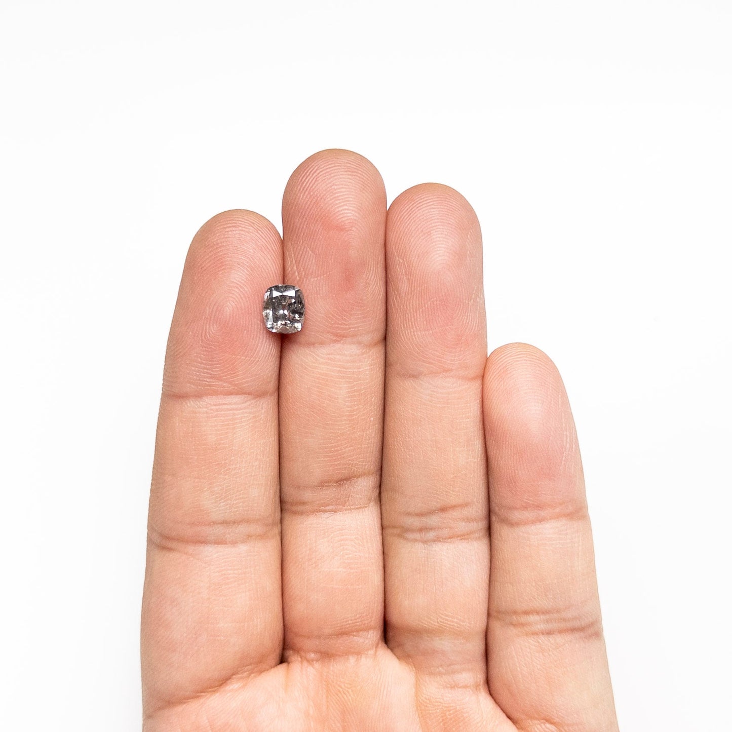 1.34カラット 6.93x5.98x4.04mm クッションブリリアント 🇨🇦 26955-01