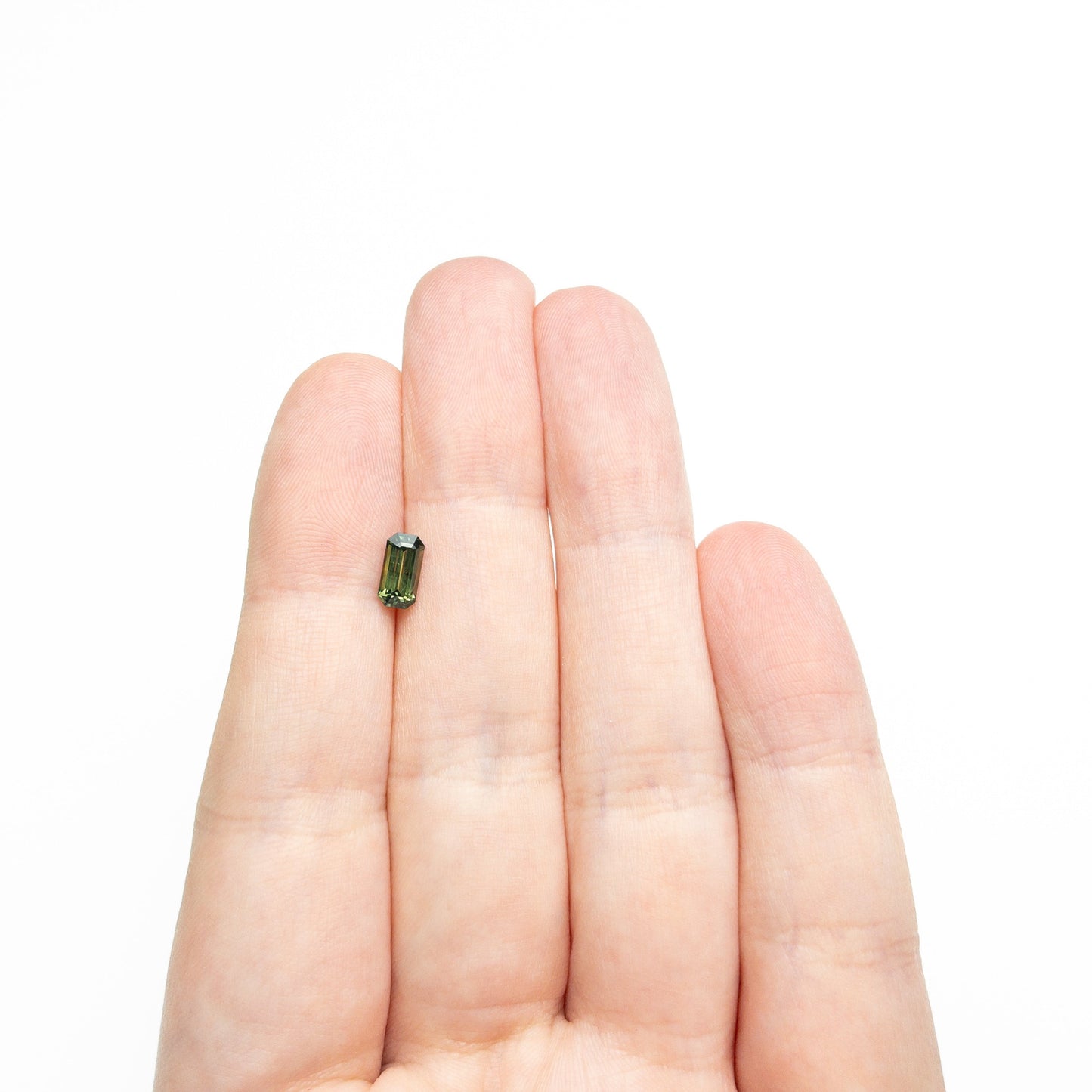 0.82ct 7.20x3.73x2.98mm コーナーカット レクタングル ステップカット サファイア 27336-49