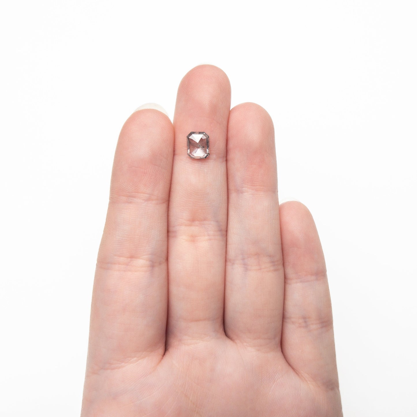 1.16カラット 7.26x6.03x2.29mm カットコーナーレクタングルローズカット 27538-01