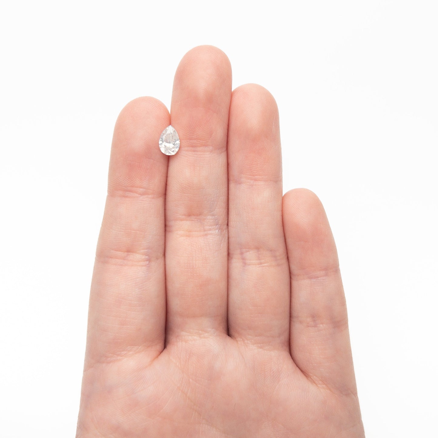 1.01ct 7.51x5.17x3.66mm ファンシーホワイト ペアブリリアント 27562-01