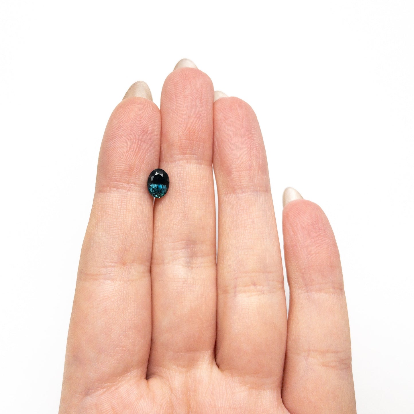 1.44カラット 7.54x5.58x4.21mm オーバルブリリアントカットサファイア 28028-31