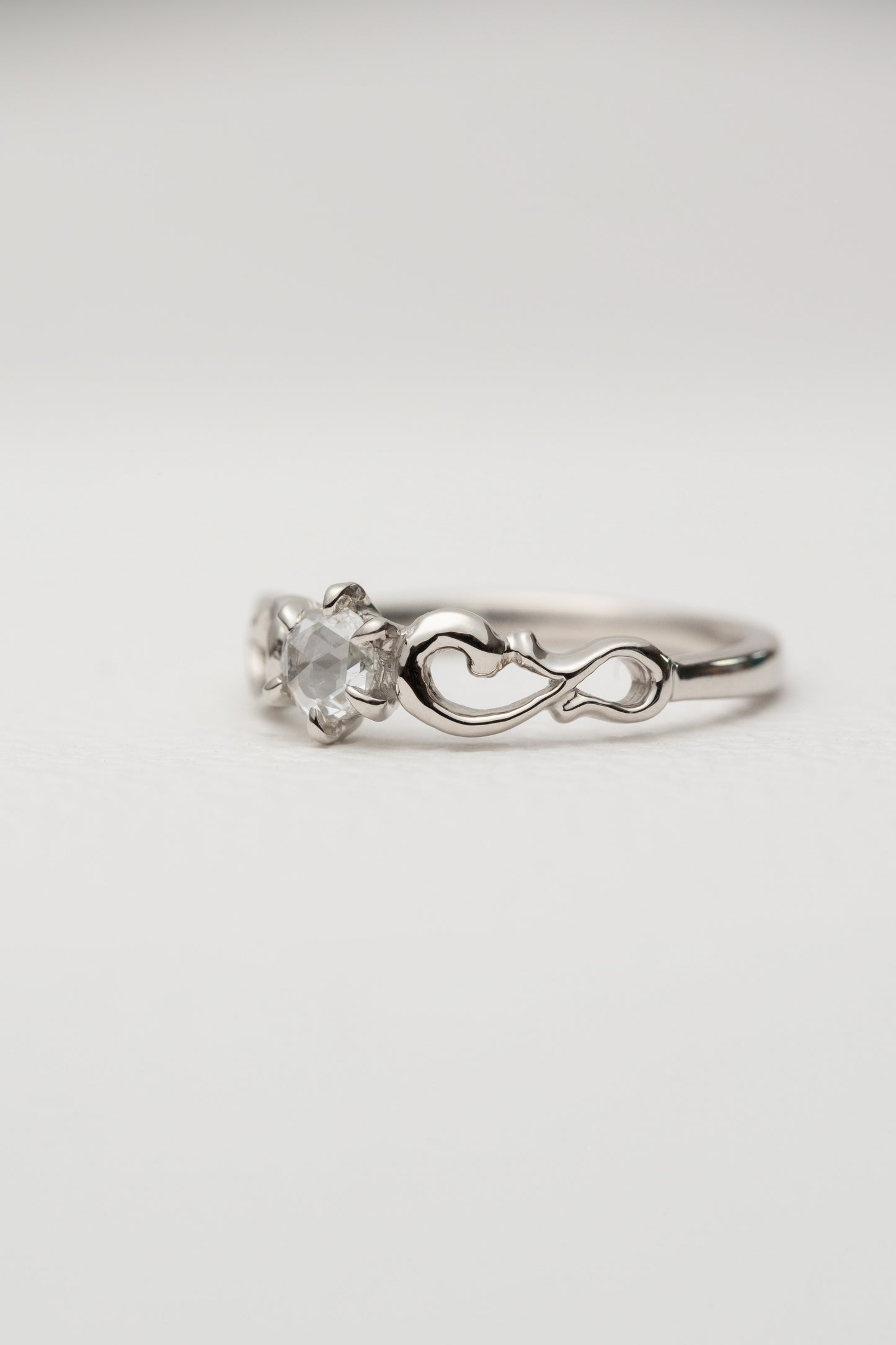 0.244 Rosecut Diamond, Pt900, with Prongs