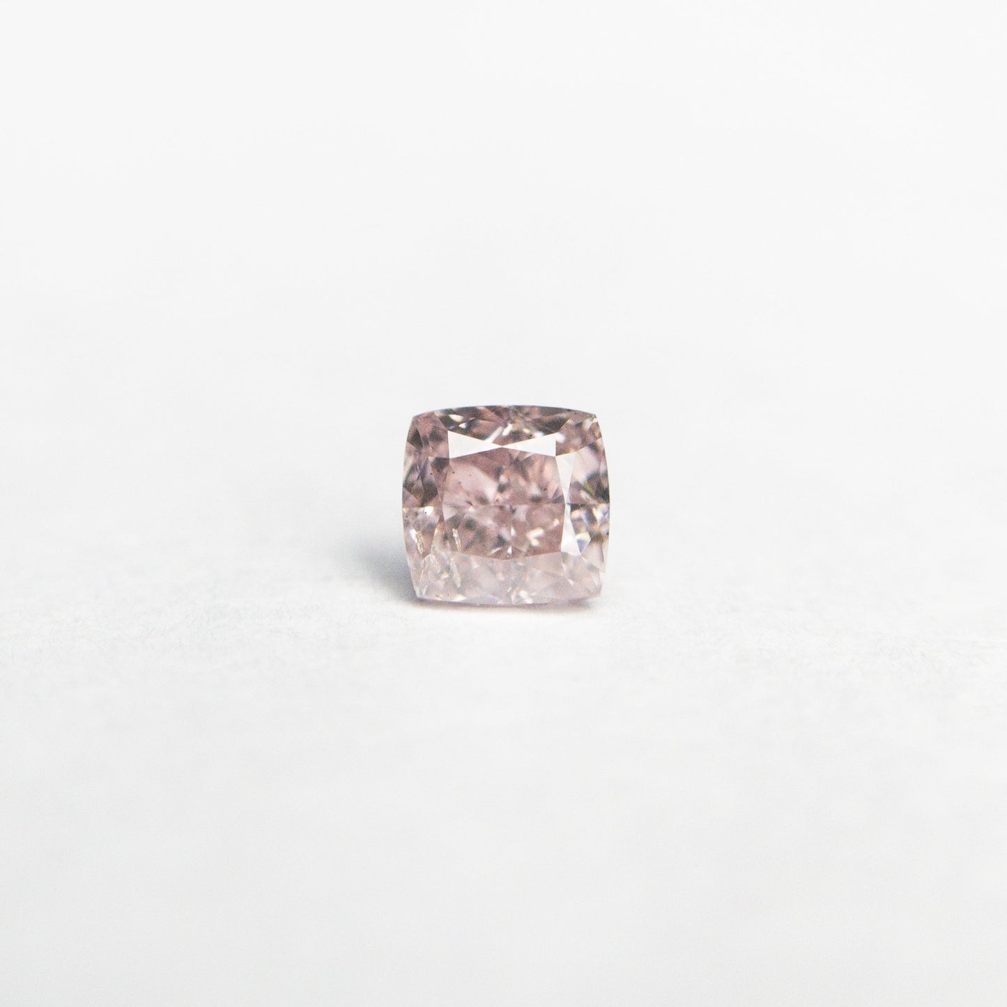 0.20ct 3.16x3.06x2.13mm GIA SI2 ファンシーピンク クッションブリリアント 🇦🇺 24099-01