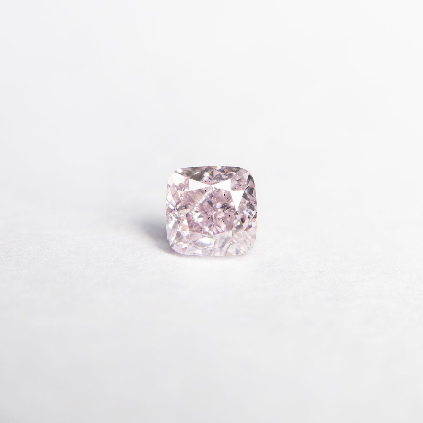 0.21ct 3.09x3.04x2.28mm GIA SI2 ファンシーパープリッシュピンク クッションブリリアント 🇦🇺 24097-01