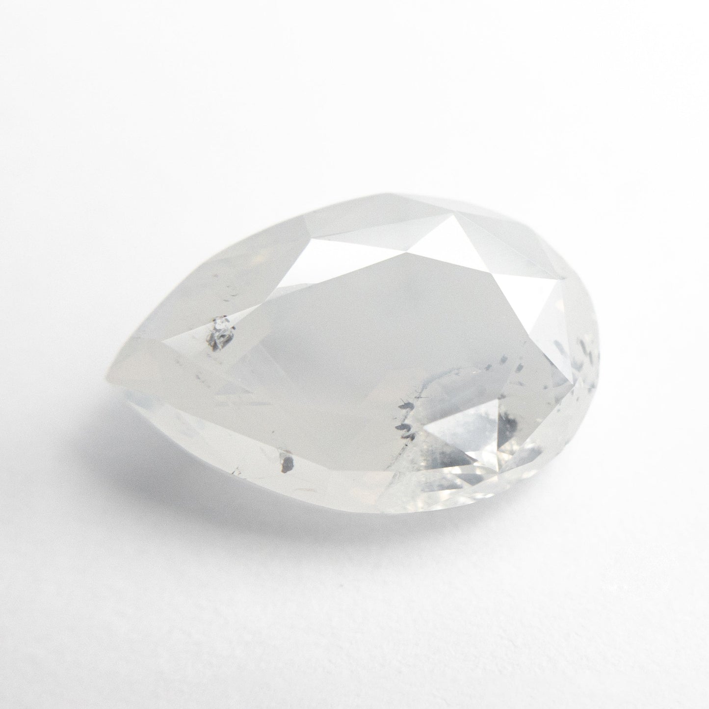 3.13ct 11.49x7.54x4.46mm ファンシー ホワイト ペアー ダブルカット 18955-01