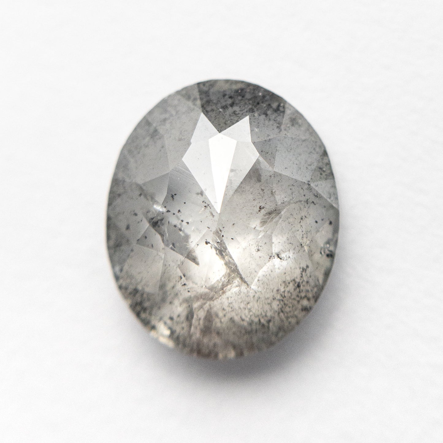 3.47ct 10.59x8.92x4.02mm オーバル ダブルカット 19061-04