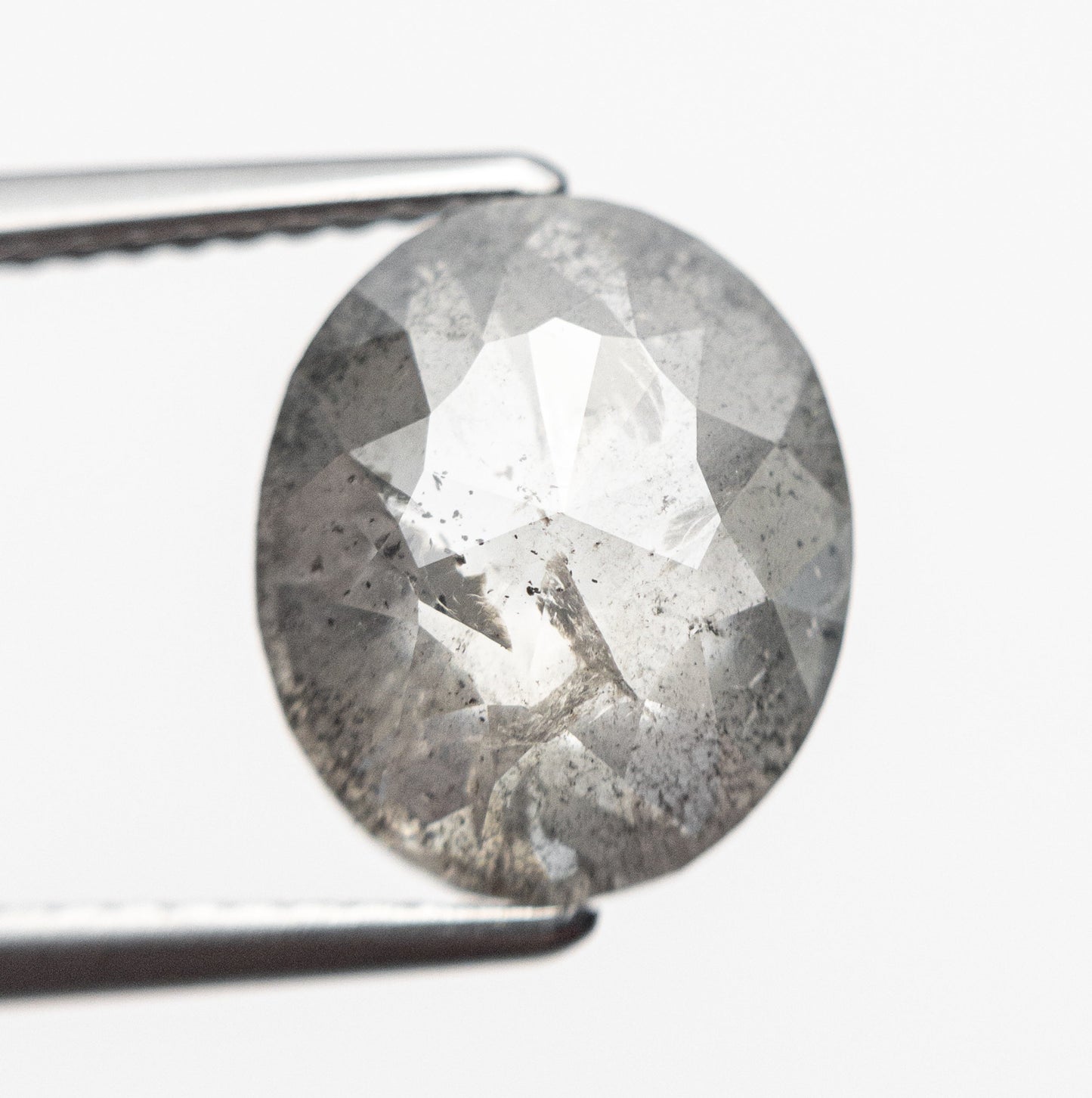 3.47ct 10.59x8.92x4.02mm オーバル ダブルカット 19061-04