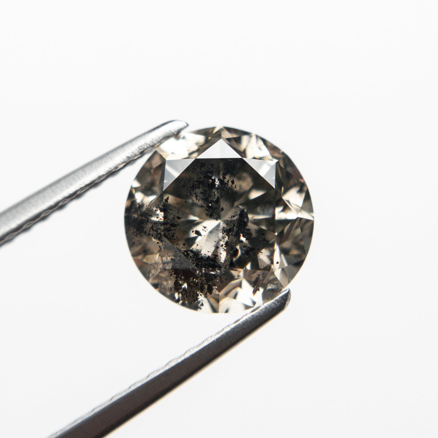 1.86ct 7.65x7.60x5.06mm ラウンド ブリリアント 19195-03