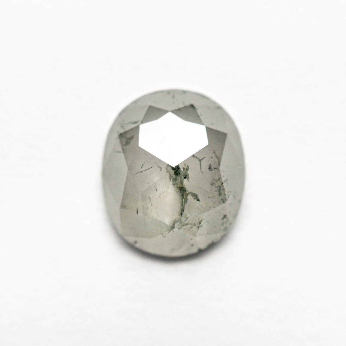 2.47ct 9.37x8.05x3.45mm オーバル ローズカット 19238-02