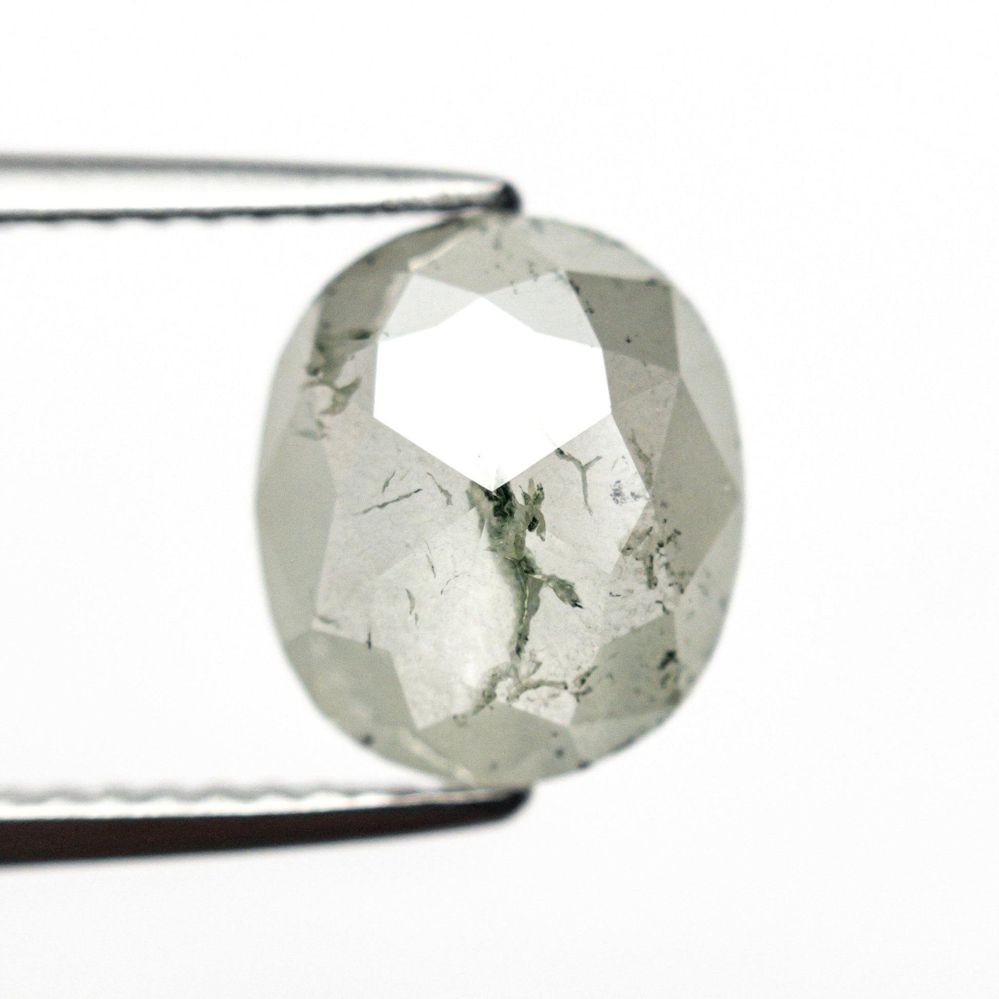 2.47ct 9.37x8.05x3.45mm オーバル ローズカット 19238-02