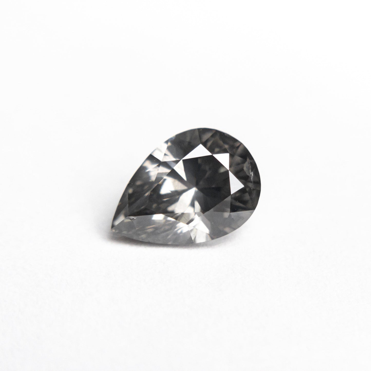1.01ct 7.90x5.53x3.71mm GIA I1 ファンシー ダーク グレー ペア ブリリアント 19544-01