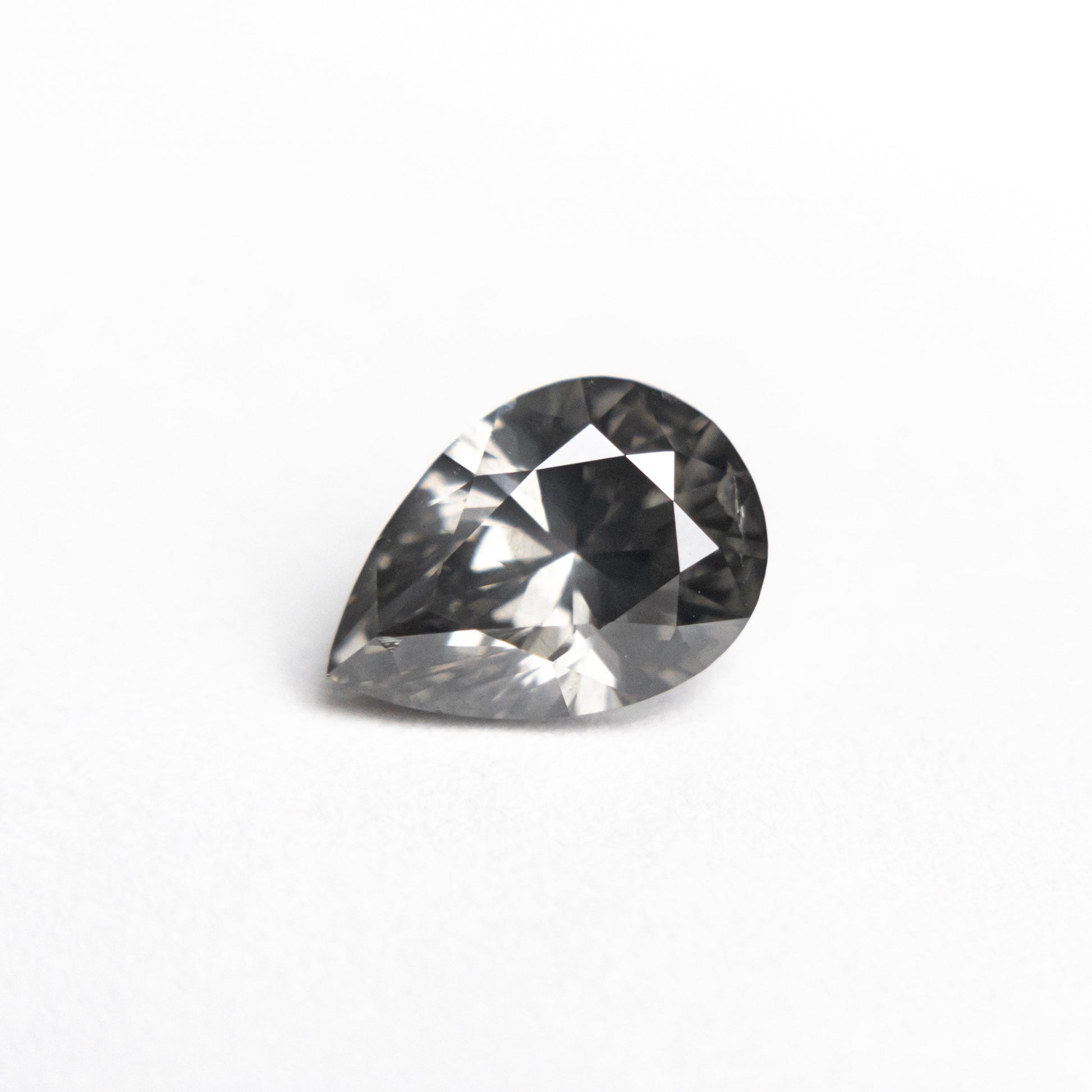 1.01ct 7.90x5.53x3.71mm GIA I1 ファンシー ダーク グレー ペア ブリリアント 19544-01