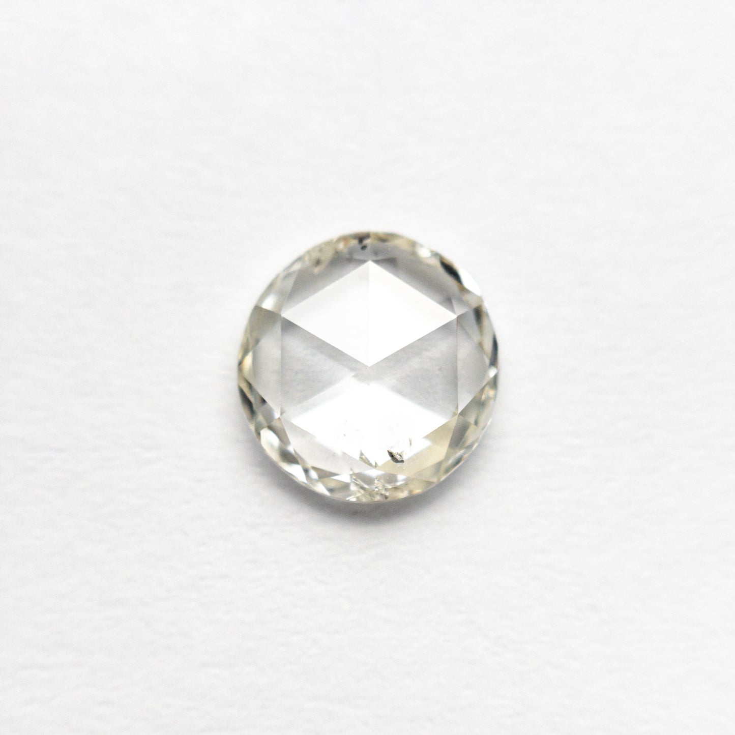 0.91ct 6.72x6.53x2.07mm I1 K ラウンド ローズカット 19597-01