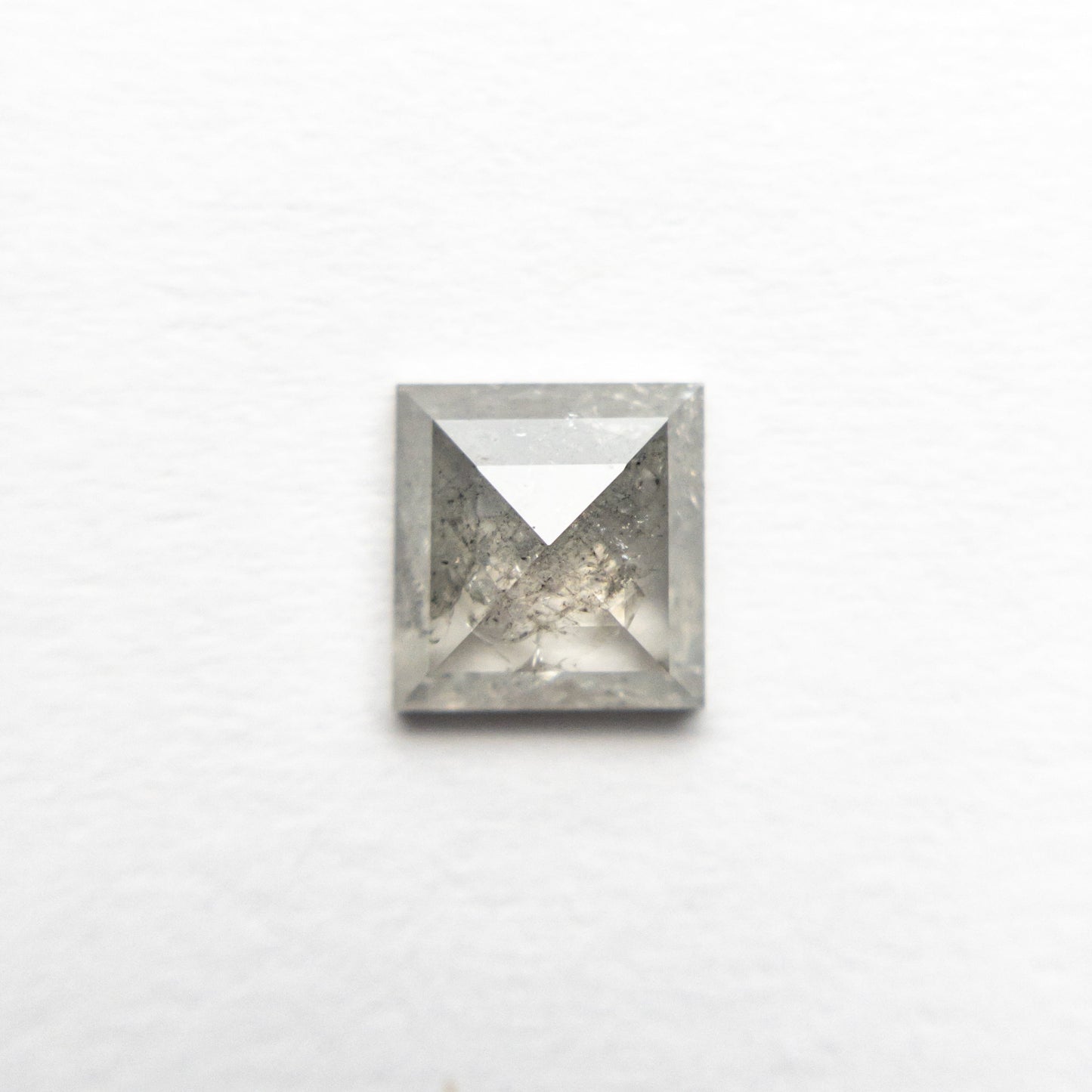 0.86ct 5.61x5.39x2.51mm スクエア ローズカット 19622-50