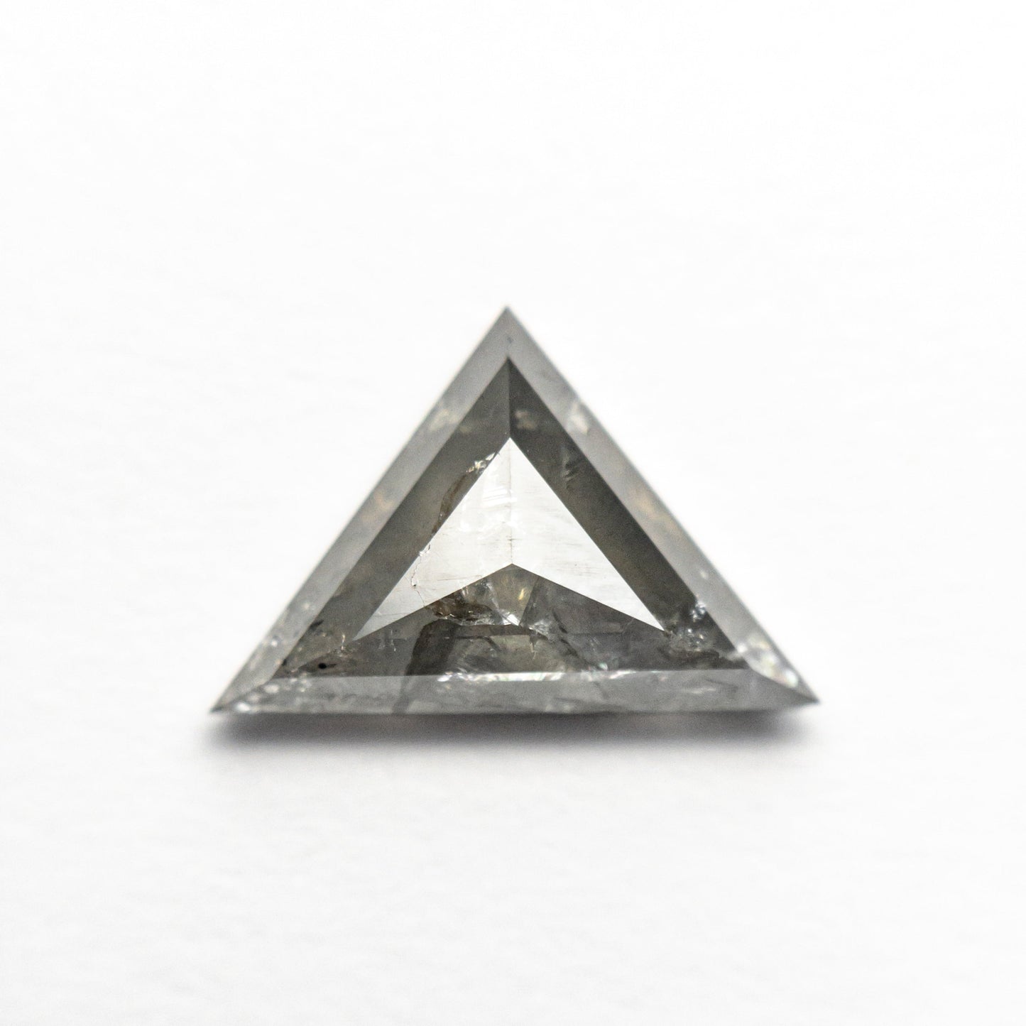 1.63ct 7.47x11.32x3.24mm トライアングル ローズカット 19744-02