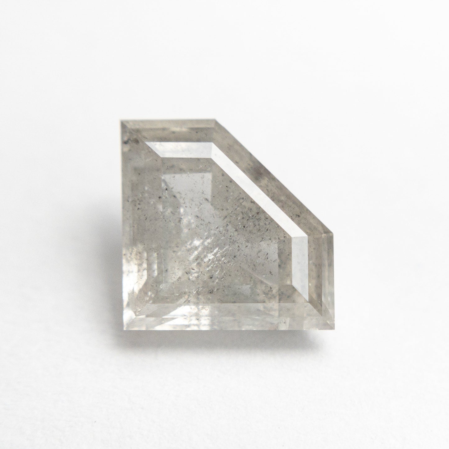 2.59ct 8.55x11.87x4.36mm シールド ダブルカット 19753-09