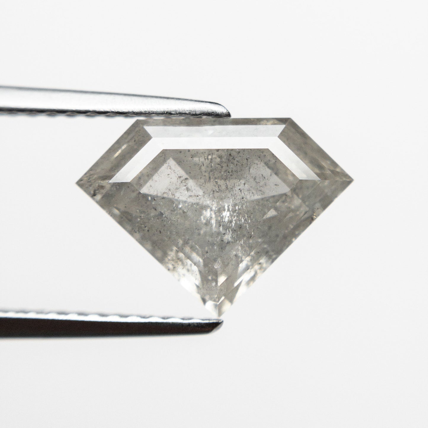 2.59ct 8.55x11.87x4.36mm シールド ダブルカット 19753-09