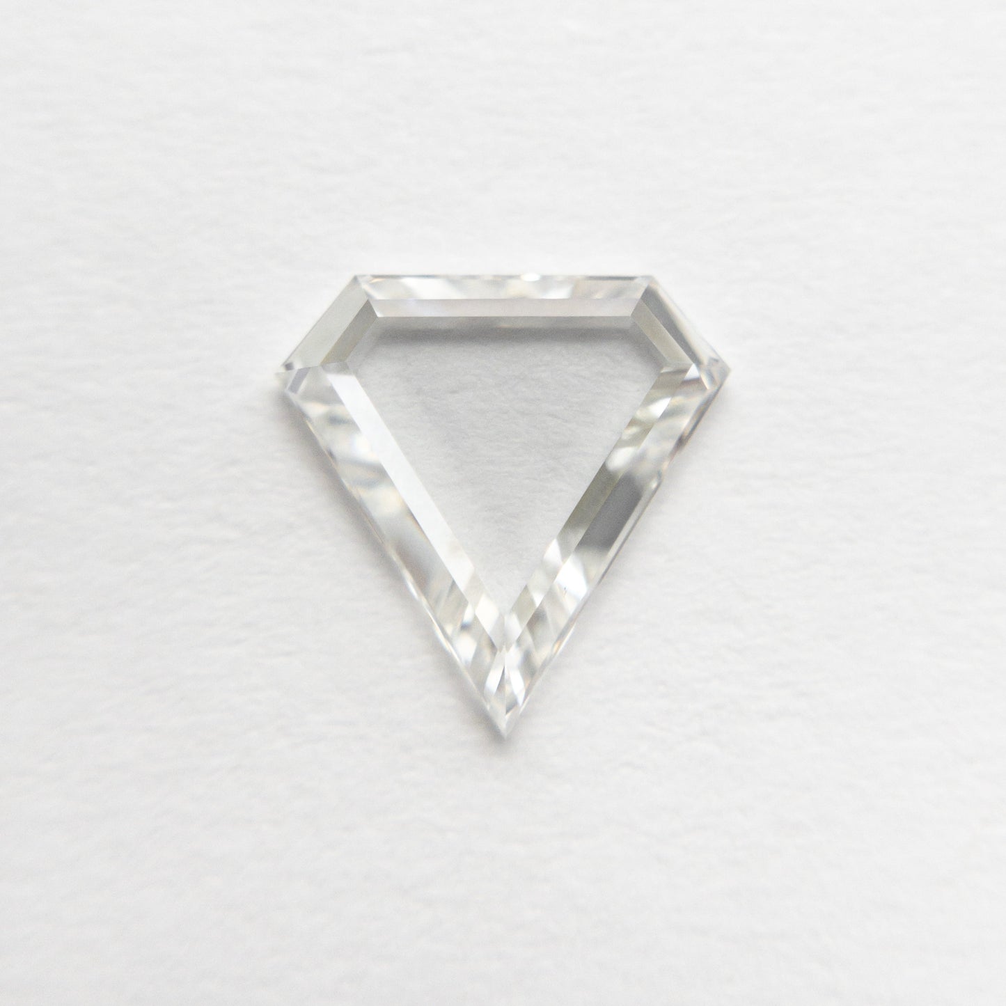 0.92ct 8.17x8.10x1.80mm VS1 G シールド ポートレート カット 19854-06