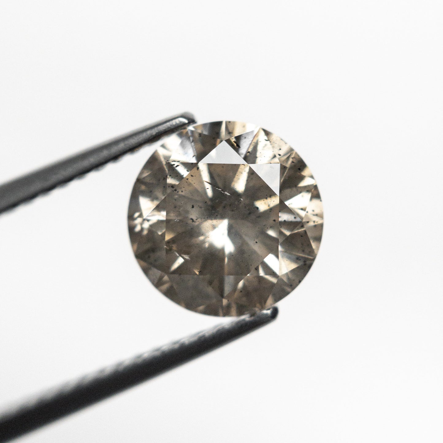 2.07ct 8.13x8.12x5.05mm ラウンド ブリリアント 20010-03