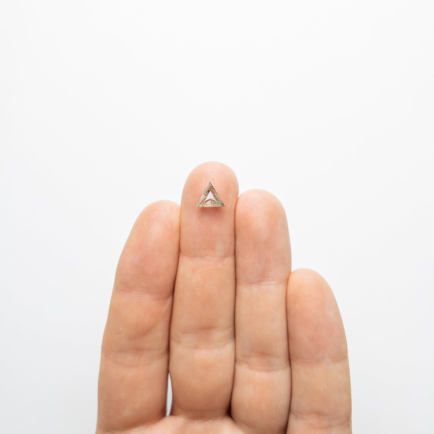 1.10ct 7.48x8.47x2.59mm トライアングル ローズカット 20019-10