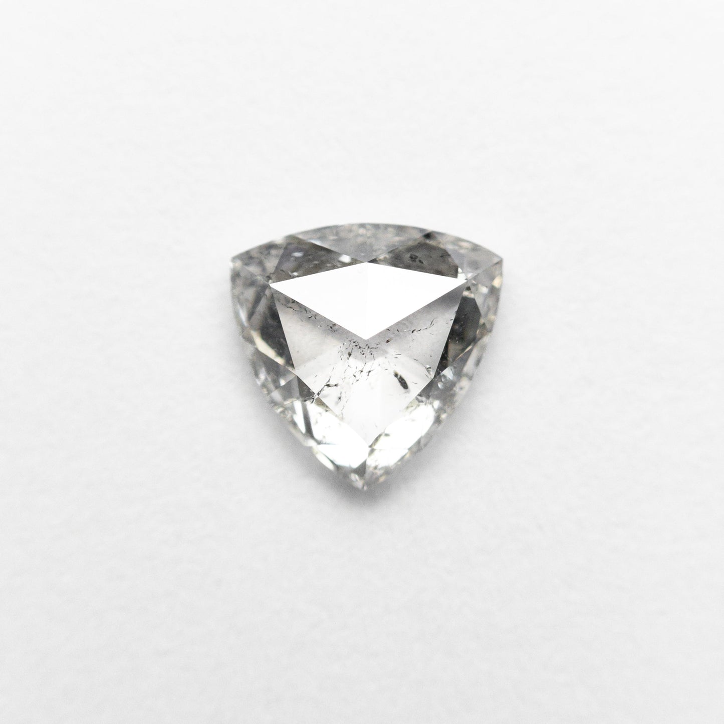 0.65ct 6.13x6.01x2.14mm トリリオン ローズカット 20026-13