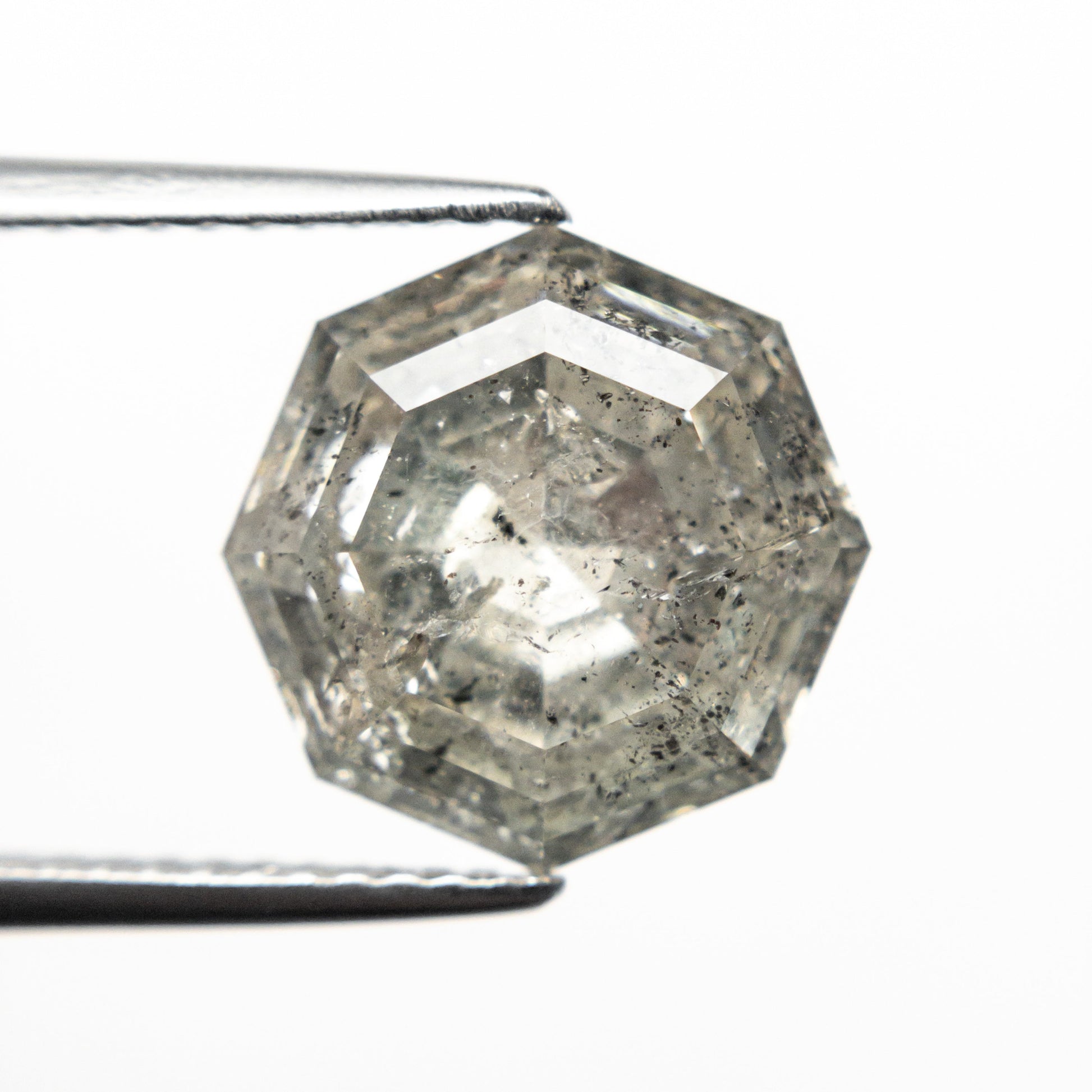 5.57ct 11.08x10.30x6.19mm オクタゴン ダブルカット 20921-01