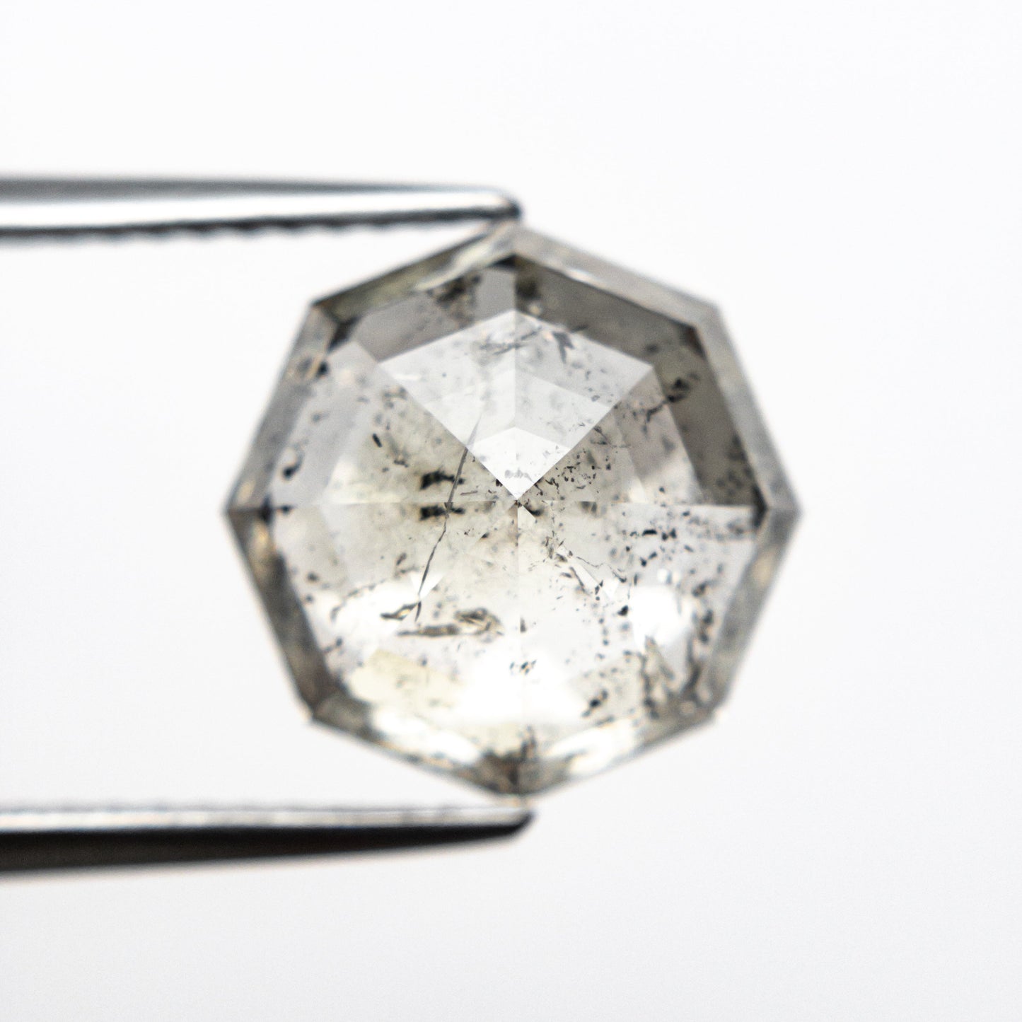 5.57ct 11.08x10.30x6.19mm オクタゴン ダブルカット 20921-01