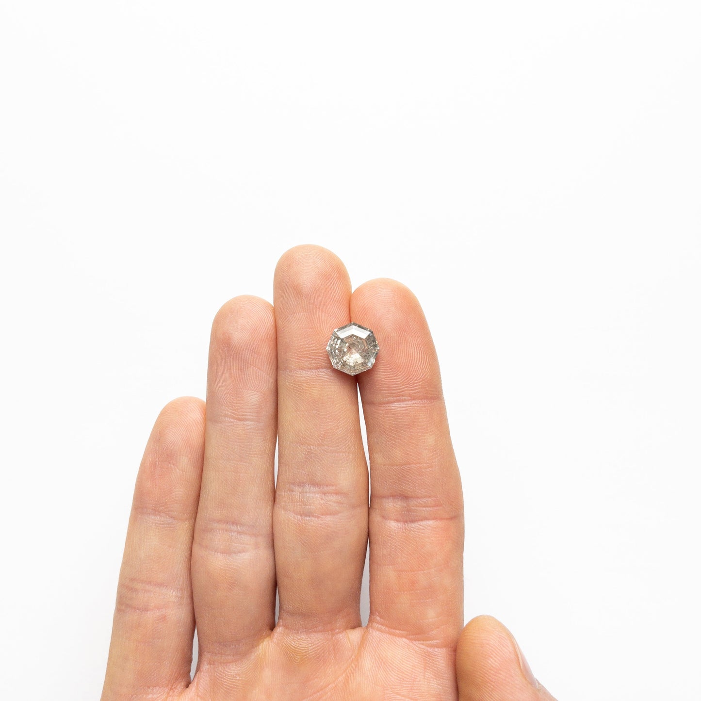 5.57ct 11.08x10.30x6.19mm オクタゴン ダブルカット 20921-01