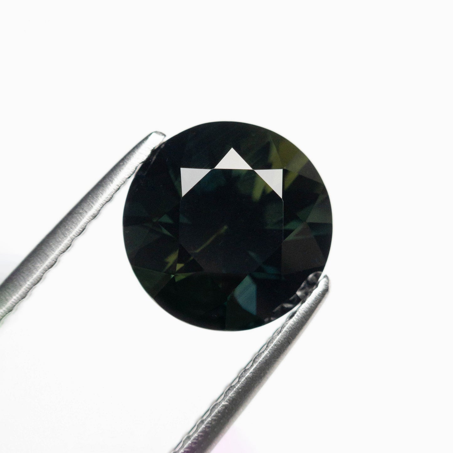 2.71ct 8.47x8.40x5.65mm ラウンド ブリリアント サファイア 20992-05