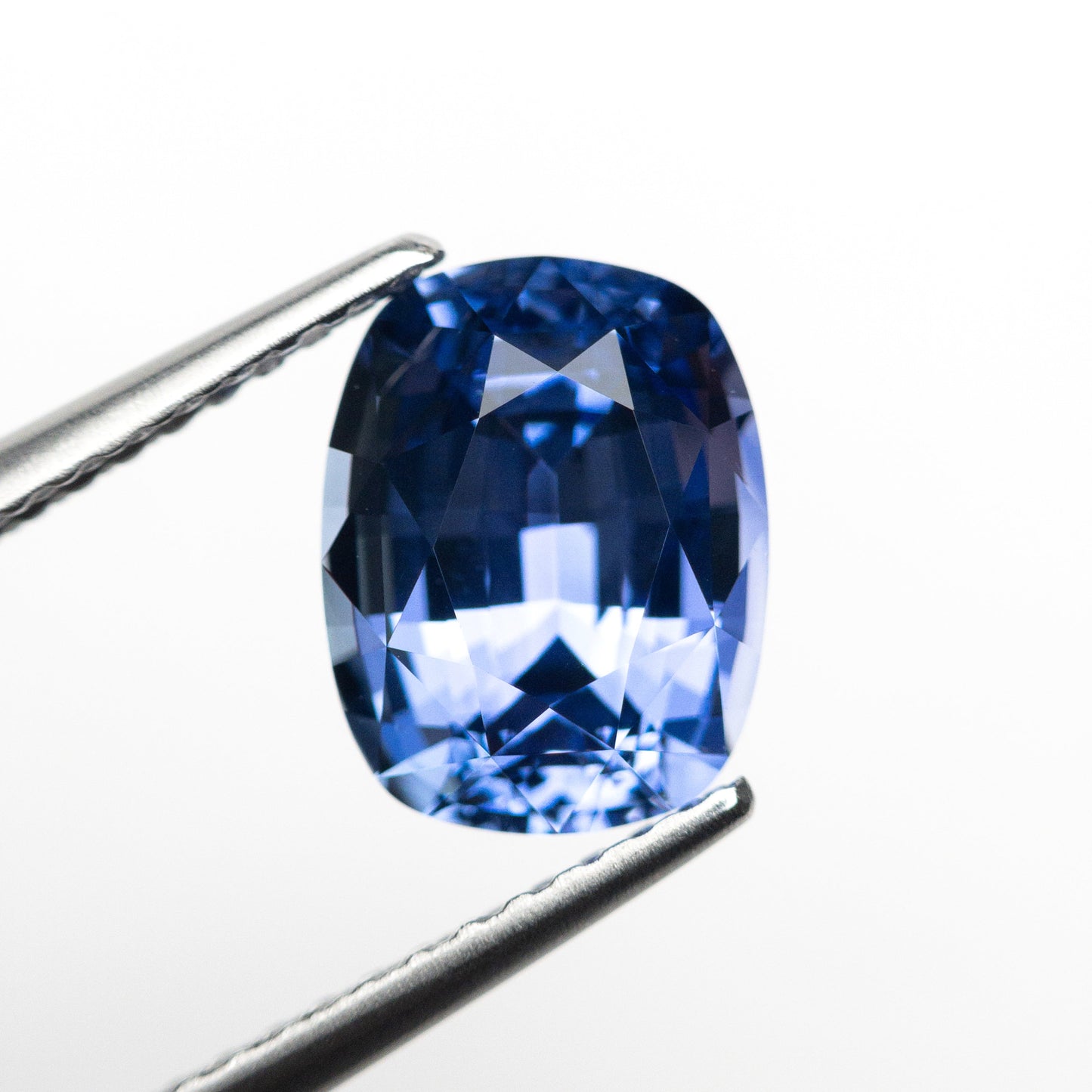 2.79ct 8.95x6.90x5.15mm クッション ブリリアント サファイア 22181-01