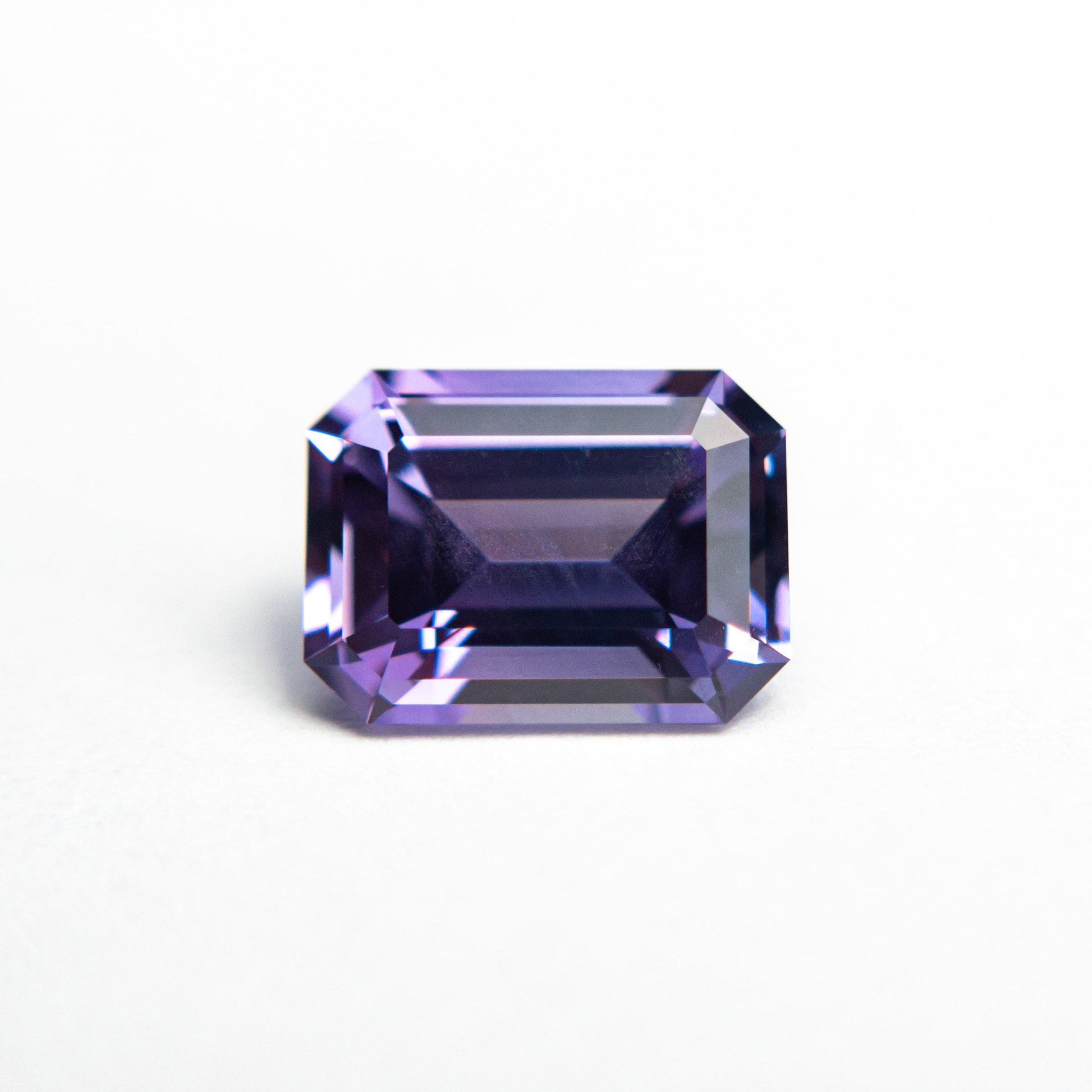 1.95ct 8.03x6.01x4.17mm カットコーナレクタングル ステップカットサファイア 22207-01