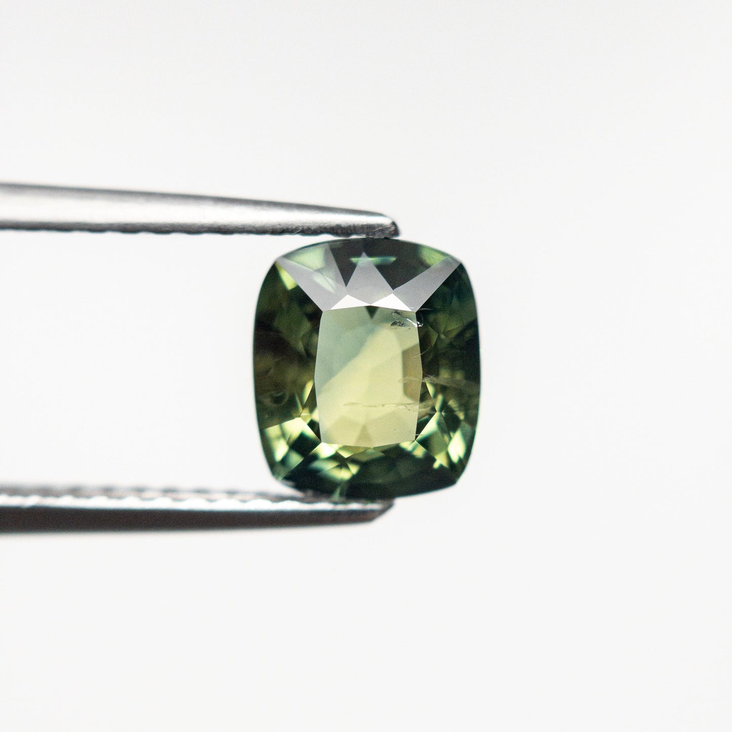 1.53ct 7.10x6.15x3.80mm クッション ブリリアント サファイア 22271-02