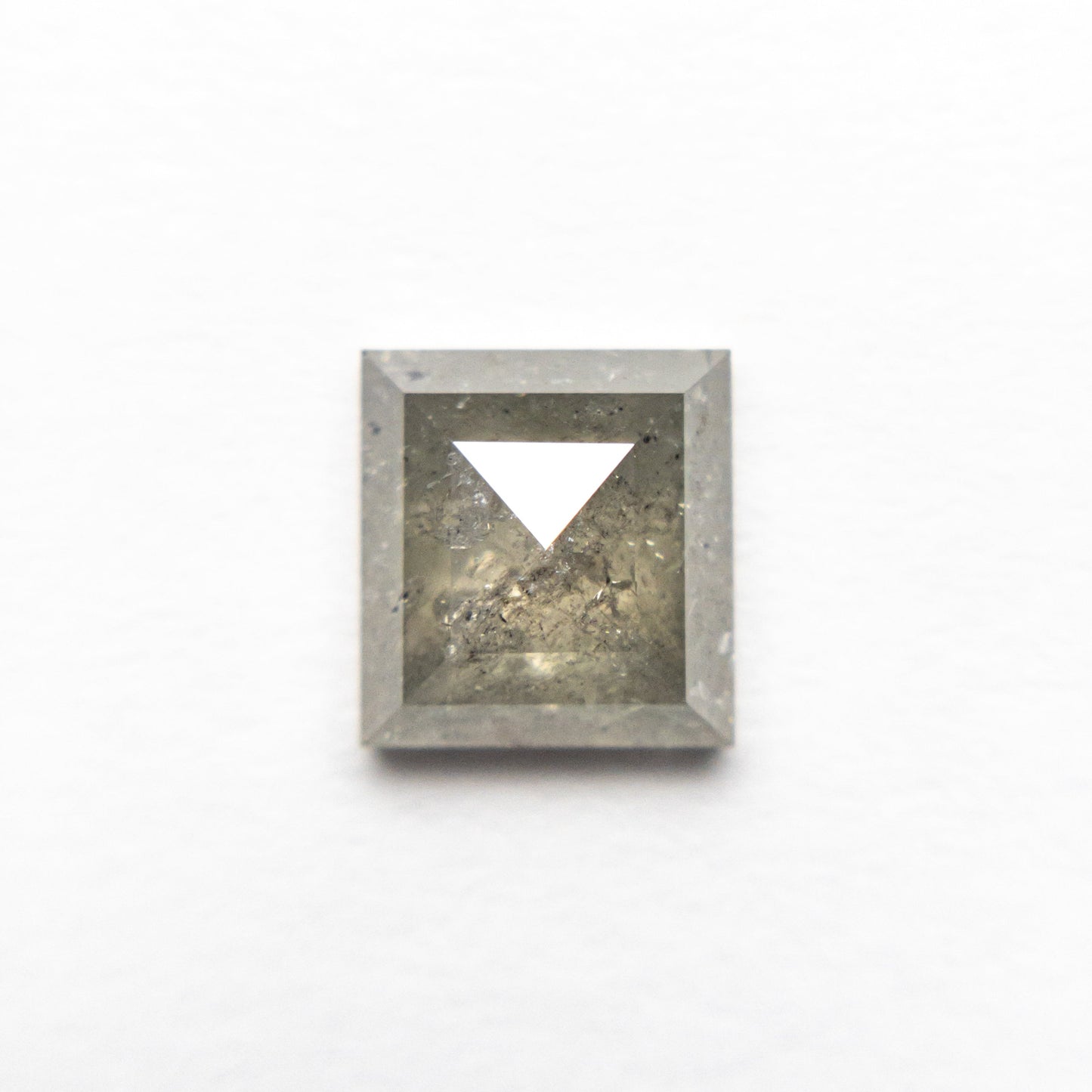 1.57ct 6.83x6.42x3.11mm レクタングル ローズカット 22339-04