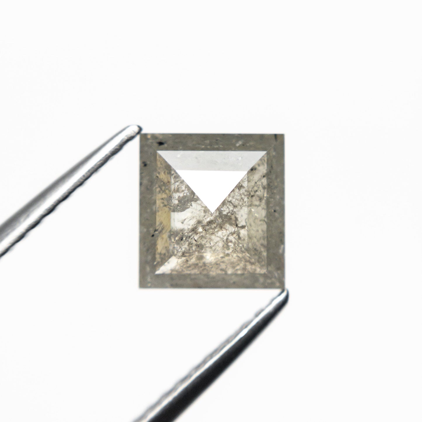 1.57ct 6.83x6.42x3.11mm レクタングル ローズカット 22339-04