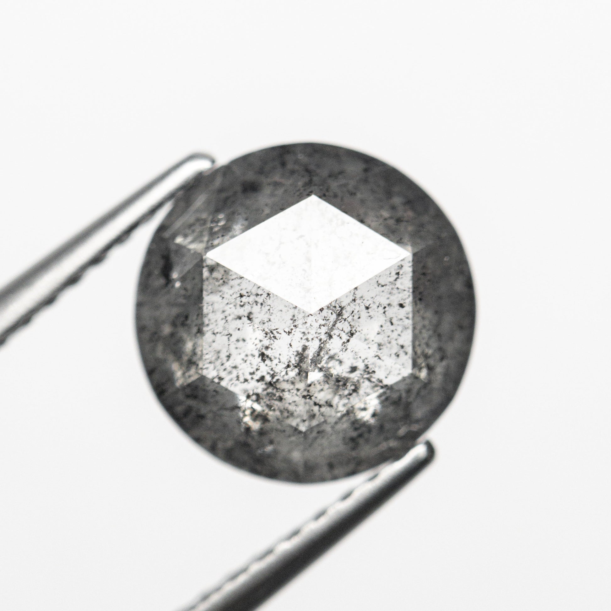 2.58ct 9.02x8.98x3.96mm ラウンド ローズカット 22345-06