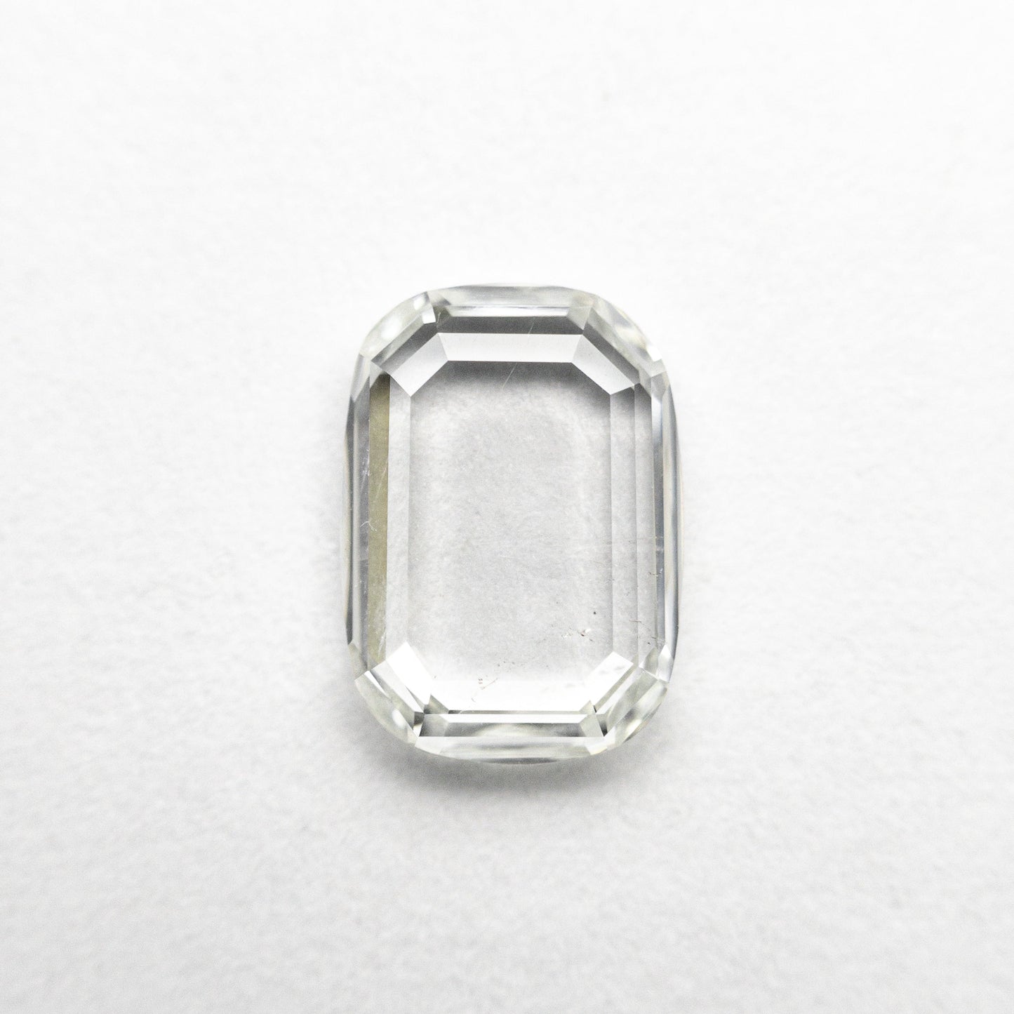 1.05ct 7.82x5.57x1.98mm I1 H クッション ポートレート カット 22357-05