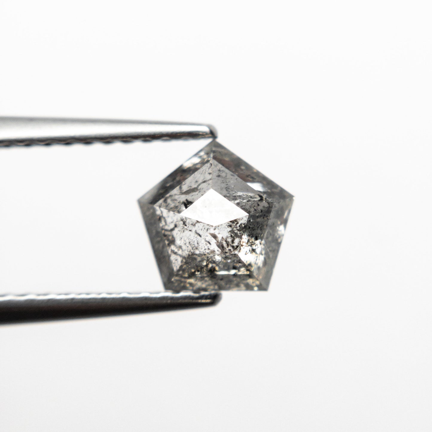 1.23ct 6.60x6.49x3.42mm ペンタゴン ローズカット 22390-08