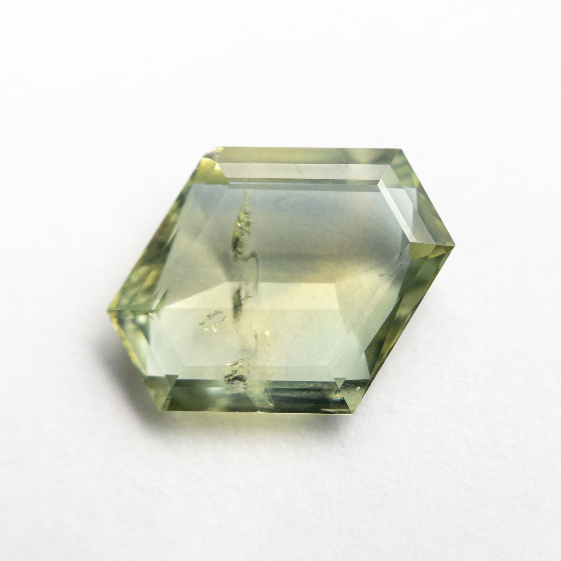 3.19ct 11.38x10.17x3.05mm ヘキサゴンステップカットサファイア 22434-119