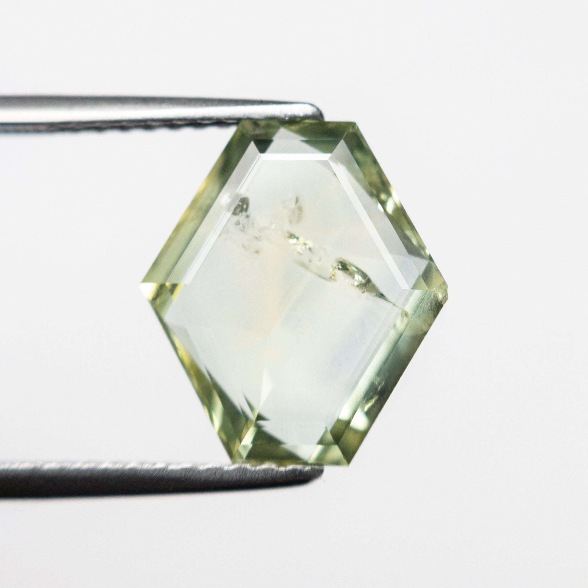3.19ct 11.38x10.17x3.05mm ヘキサゴンステップカットサファイア 22434-119