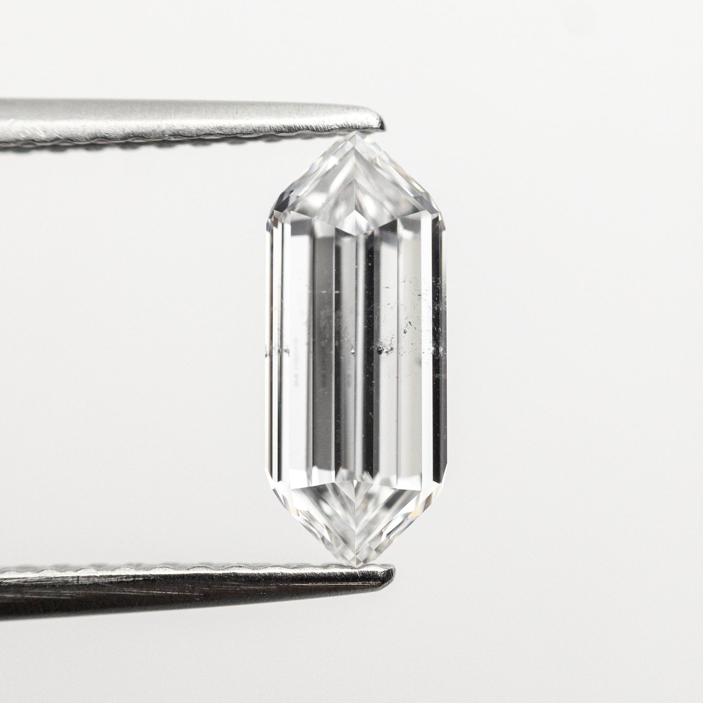 1.01ct 10.12x4.18x2.42mm GIA SI2 D ヘキサゴン ステップ カット 22621-01