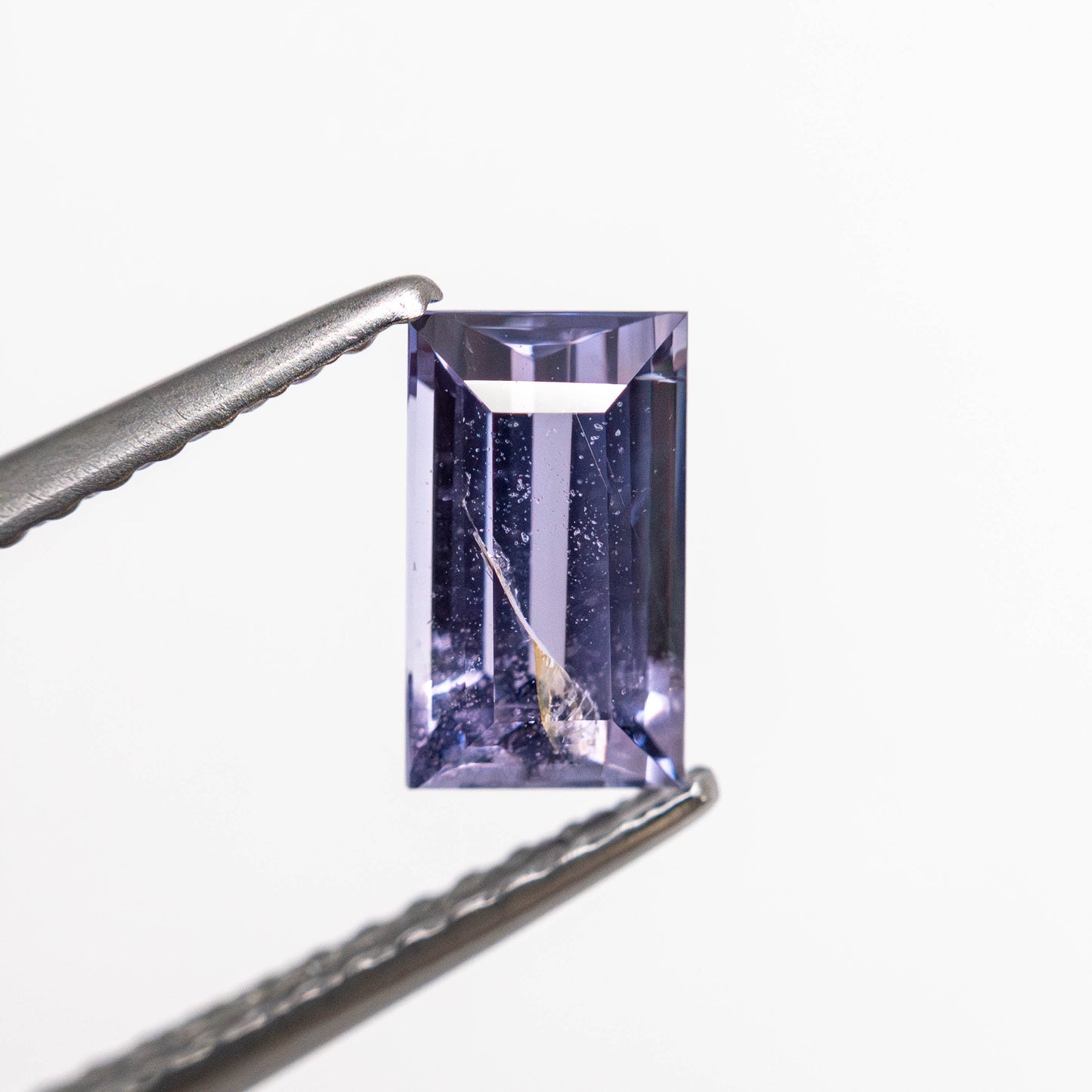 0.88ct 6.88x4.02x3.00mm バゲット ステップ カット サファイア 22744-01