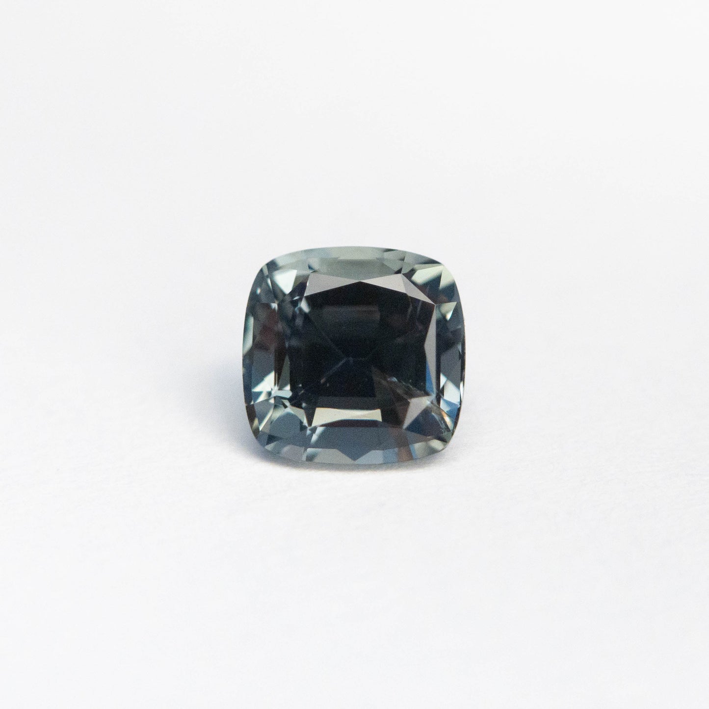 0.86ct 5.15x5.12x3.60mm クッション ブリリアント サファイア 23045-01