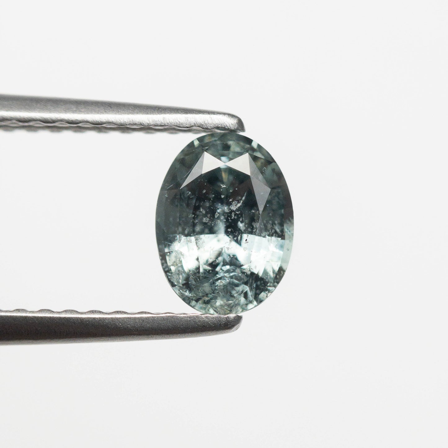 0.88ct 6.52x4.87x3.32mm オーバル ブリリアント サファイア 23046-01