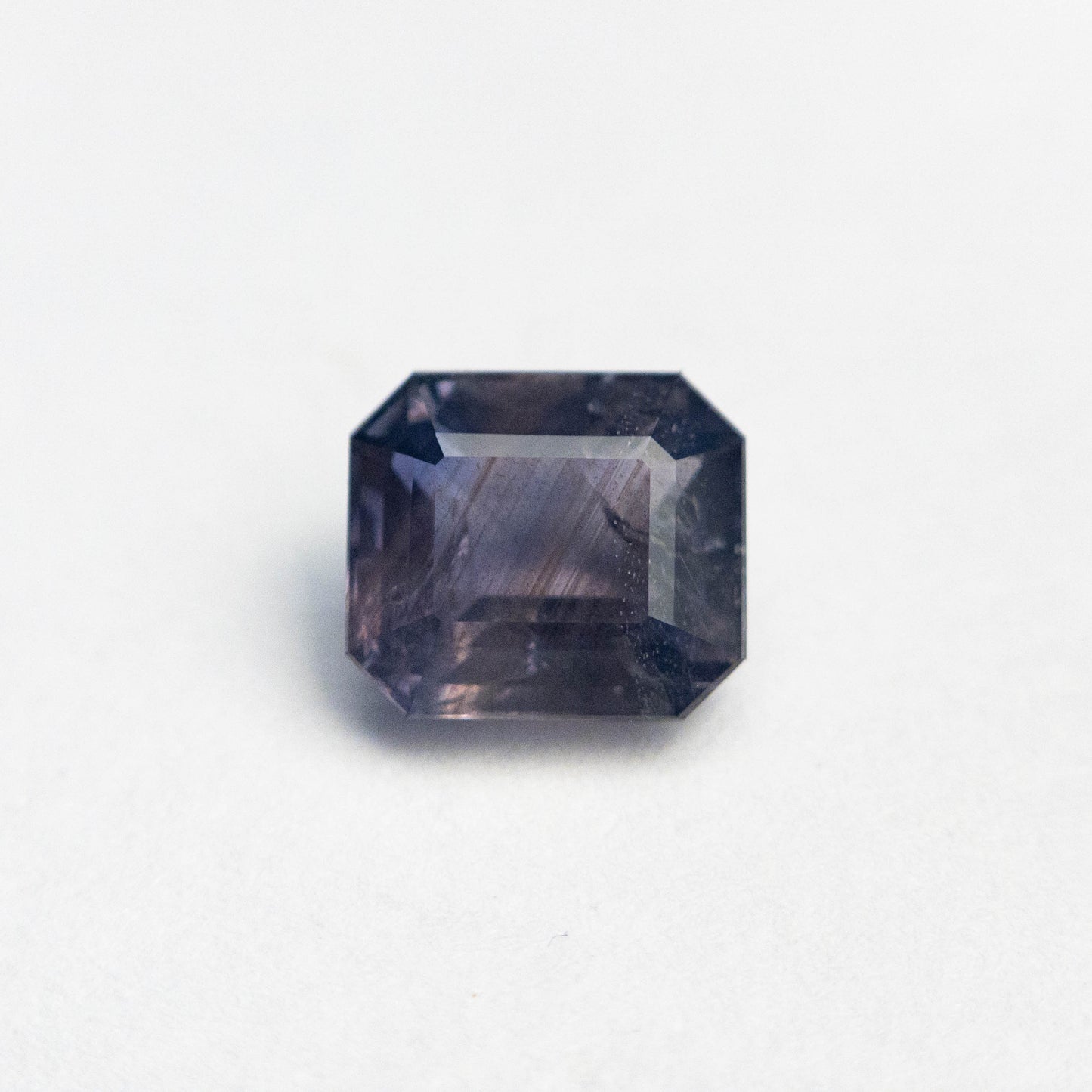 1.21ct 5.99x5.30x3.44mm カット コーナー レクタングル ステップ カット サファイア 23057-01